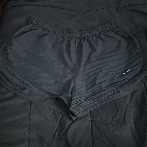 Two pairs of Nike Dri-Fit shorts, Color:Black, Size: XL - Picture 5 of 9